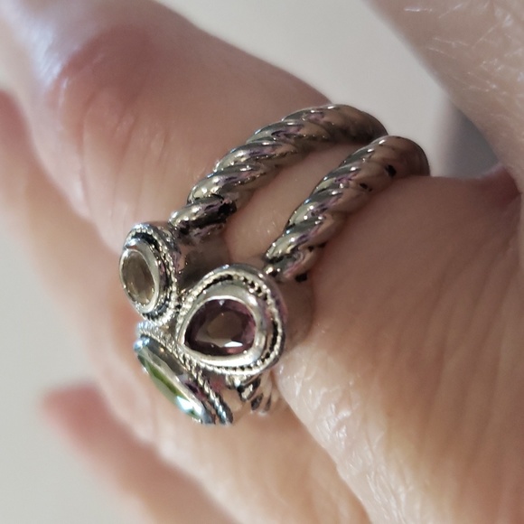 Signet Ring Braided Twisted Rope Design With 3 Crystal Stone Signs Of Wear - Picture 4 of 8